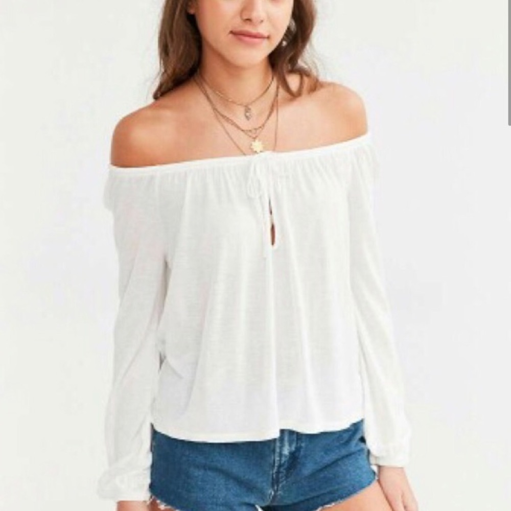 Off the Shoulder Top UO